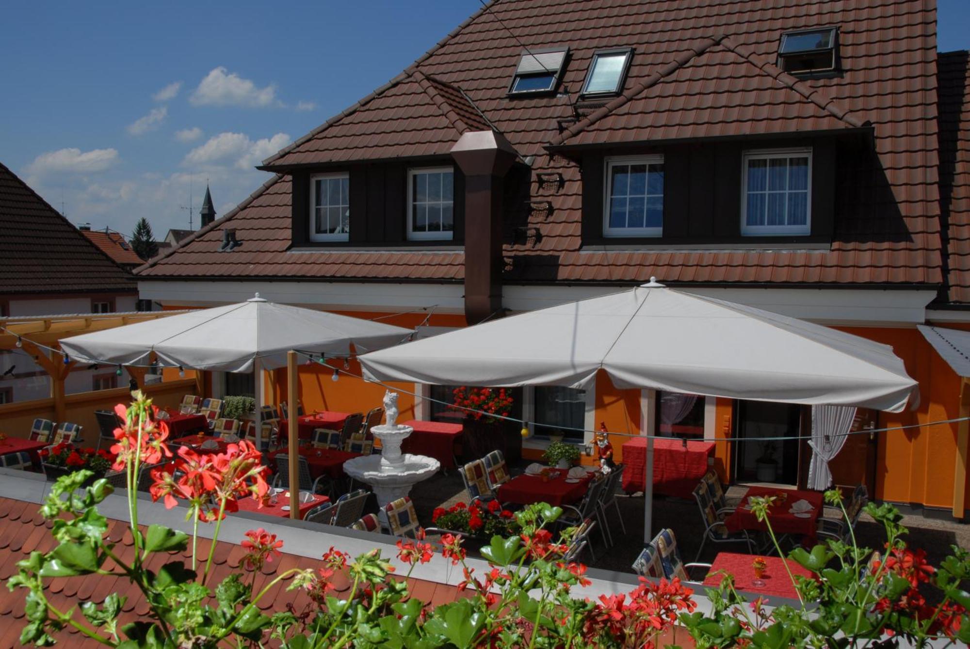 Hotel-Restaurant Schieble Kenzingen Exteriör bild
