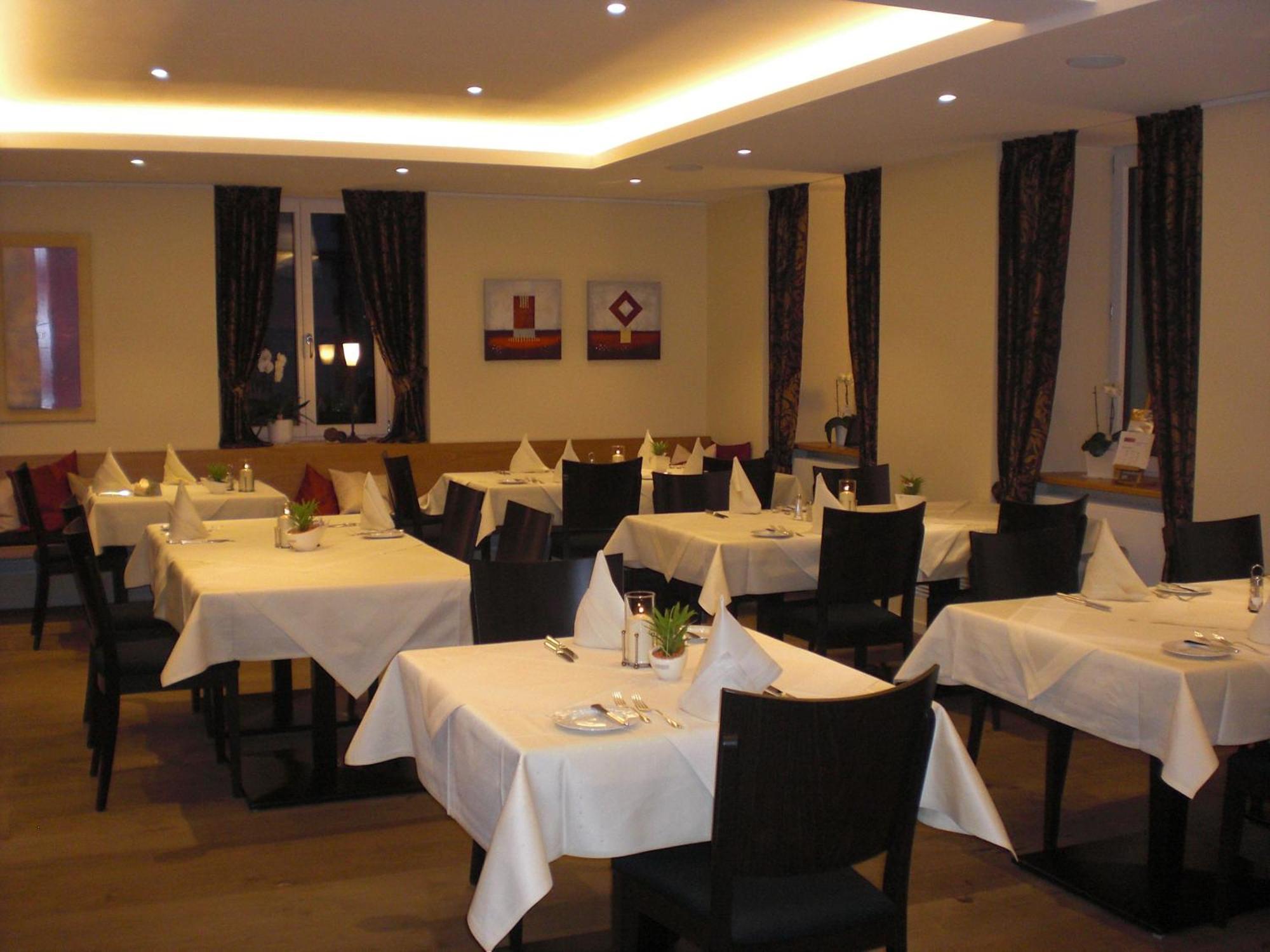 Hotel-Restaurant Schieble Kenzingen Exteriör bild